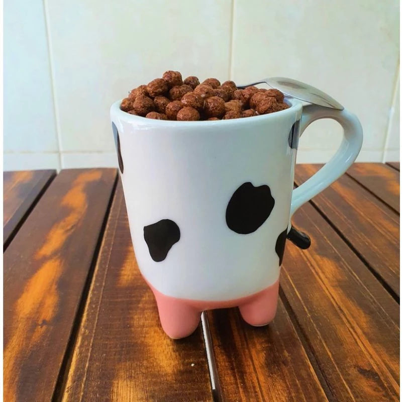 Xícara vaquinha mimosa em porcelana