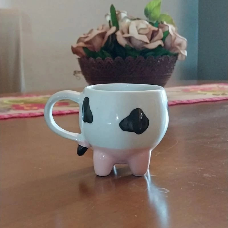 Xícara vaquinha mimosa em porcelana
